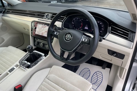 Volkswagen Passat GT TDI BLUEMOTION TECHNOLOGY - PAN ROOF -BEIGE LEATHER/ALCANTARA 16