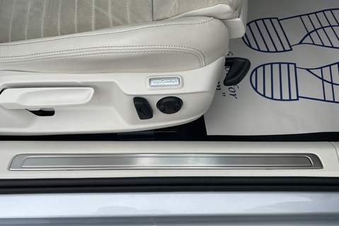 Volkswagen Passat GT TDI BLUEMOTION TECHNOLOGY - PAN ROOF -BEIGE LEATHER/ALCANTARA 40