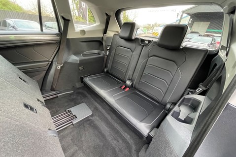 Volkswagen Tiguan Allspace SEL TDI 4MOTION DSG - 7 SEATER - APPLE CAR PLAY 6