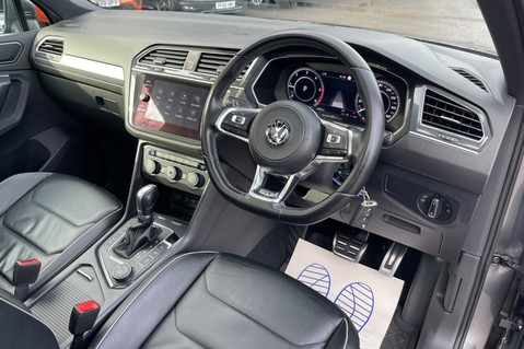 Volkswagen Tiguan R-LINE TDI BMT 4MOTION DSG - RARE LEATHER INTERIOR 36