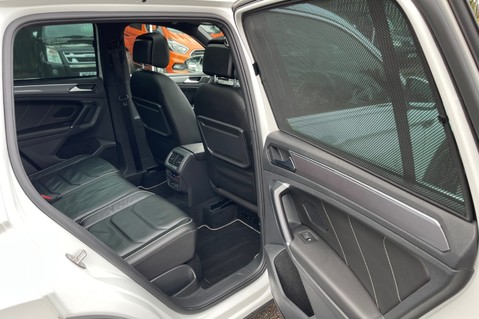 Volkswagen Tiguan R-LINE BI-TDI BMT 4MOTION DSG 240 BHP -MASSIVE SPEC -£8K OPTIONS - RARE CAR 35