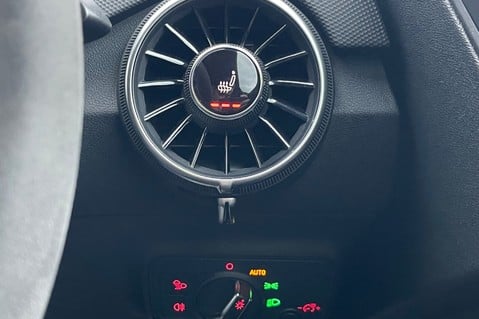 Audi TT RS TFSI QUATTRO - RS SPORTS EXHAUST - RARE VEGAS YELLOW 41