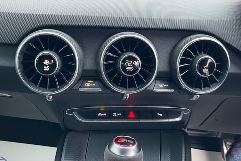 Audi TT RS TFSI QUATTRO - RS SPORTS EXHAUST - RARE VEGAS YELLOW 42