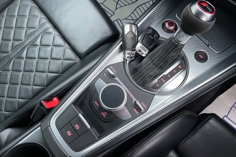 Audi TT RS TFSI QUATTRO - RS SPORTS EXHAUST - RARE VEGAS YELLOW 43