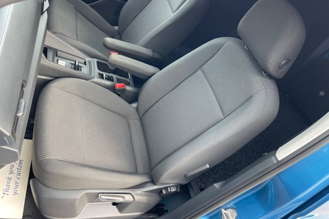 Volkswagen Caddy C20 TDI COMMERCE PRO CARGO DSG - NO VAT!! 21