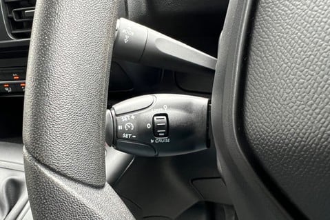 Peugeot Partner BLUEHDI PROFESSIONAL L1 - APPLE CAR PLAY -CRUISE CONTROL - AIR CONDITIONING 29