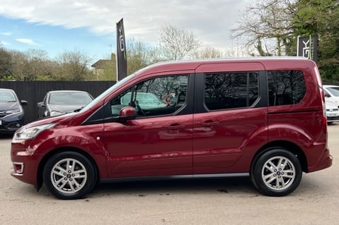 Ford Tourneo Connect TITANIUM TDCI - APPLE CAR PLAY -1 OWNER - FULL FORD SERVICE HISTORY 8