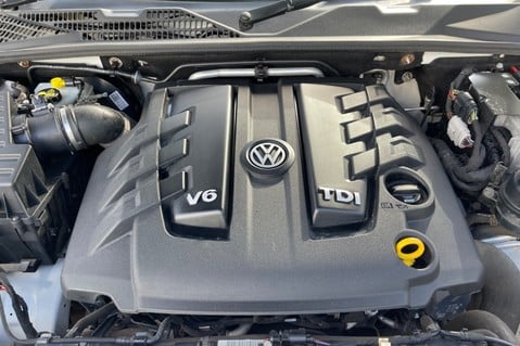 Volkswagen Amarok DC V6 TDI BLACK EDITION 4MOTION - NO VAT - APPLE CARPLAY - TOWBAR 44