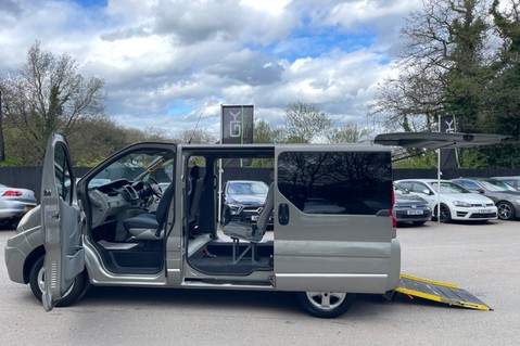 Renault Trafic SL27 SPORT DCI QUICKSHIFT AUTOMATIC WAV - WHEELCHAIR ACCESSIBLE VEHICLE 16
