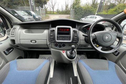 Renault Trafic SL27 SPORT DCI QUICKSHIFT AUTOMATIC WAV - WHEELCHAIR ACCESSIBLE VEHICLE 22