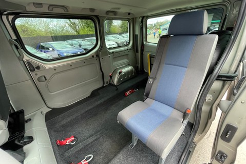 Renault Trafic SL27 SPORT DCI QUICKSHIFT AUTOMATIC WAV - WHEELCHAIR ACCESSIBLE VEHICLE 24