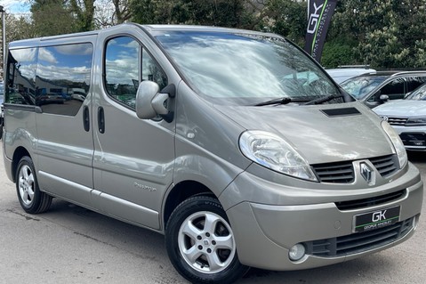 Renault Trafic SL27 SPORT DCI QUICKSHIFT AUTOMATIC WAV - WHEELCHAIR ACCESSIBLE VEHICLE 1