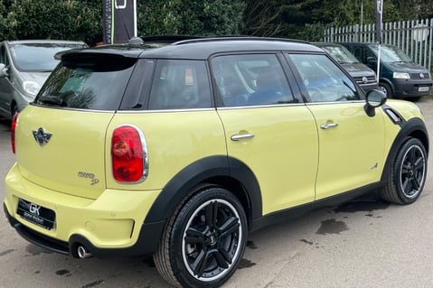 Mini Countryman COOPER SD ALL4 -HIGH SPEC-HEATED LEATHER SEATS- LOW MILES- 8