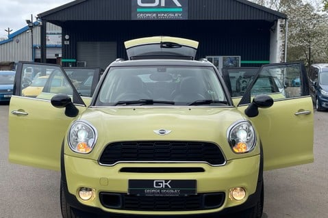 Mini Countryman COOPER SD ALL4 -HIGH SPEC-HEATED LEATHER SEATS- LOW MILES- 16