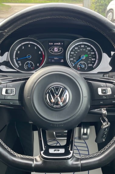Volkswagen Golf R DSG - LEATHER -DYNAUDIO - PRETORIAS - APPLE CAR PLAY 