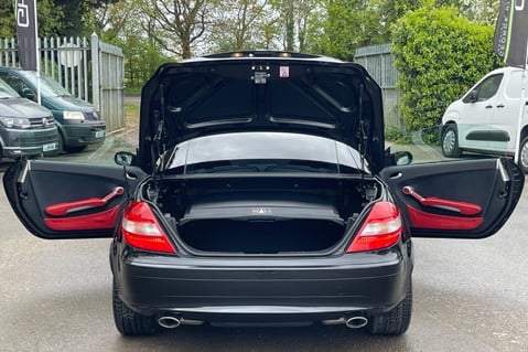 Mercedes-Benz SLK SLK350 AMG EDITION - VERY RARE MANUAL V6 WITH EXCLUSIVE LEATHER 20