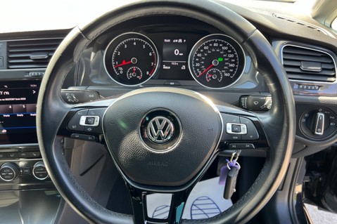 Volkswagen Golf MATCH EDITION TSI EVO DSG - AUTOMATIC - APPLE CAR PLAY 9
