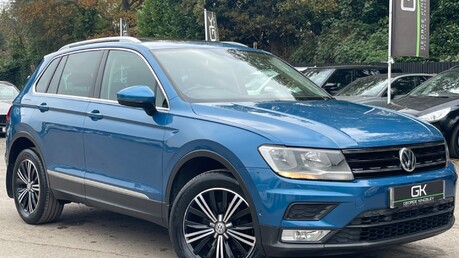 Volkswagen Tiguan SE NAV TDI BMT 4MOTION DSG -PAN ROOF -REVERSE CAMERA - APPLE CAR PLAY