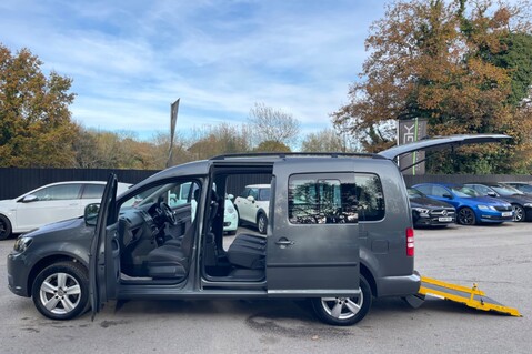 Volkswagen Caddy Maxi Life C20 LIFE TDI DSG - WAV -WHEELCHAIR ACCESSIBLE VEHICLE - AUTOMATIC 13