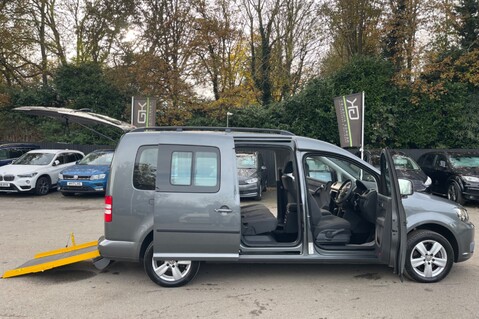 Volkswagen Caddy Maxi Life C20 LIFE TDI DSG - WAV -WHEELCHAIR ACCESSIBLE VEHICLE - AUTOMATIC 17