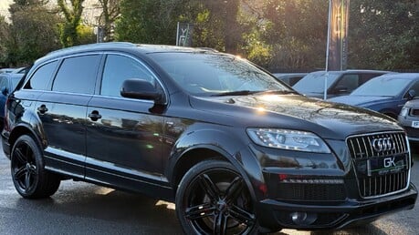 Audi Q7 TDI QUATTRO S LINE PLUS - BOSE -CAMERA -PAN ROOF -21 INCH ALLOYS