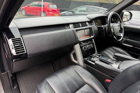 Land Rover Range Rover SDV8 AUTOBIOGRAPHY - SVO DESIGN PACK - FULL LAND ROVER SERVICE HISTORY 26