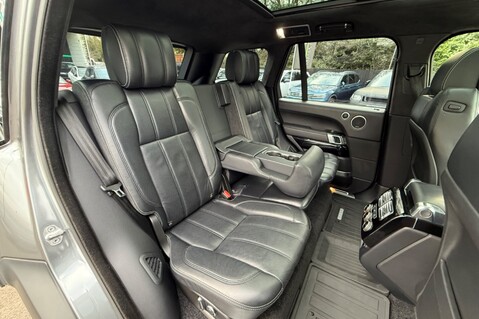 Land Rover Range Rover SDV8 AUTOBIOGRAPHY - SVO DESIGN PACK - FULL LAND ROVER SERVICE HISTORY 37