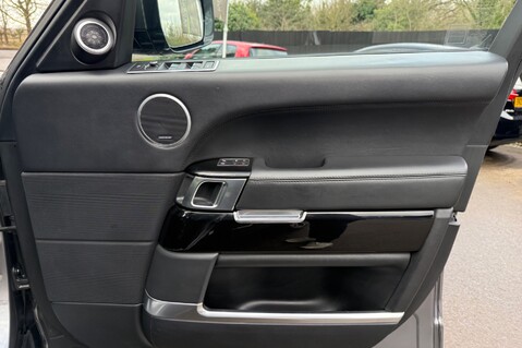 Land Rover Range Rover SDV8 AUTOBIOGRAPHY - SVO DESIGN PACK - FULL LAND ROVER SERVICE HISTORY 41