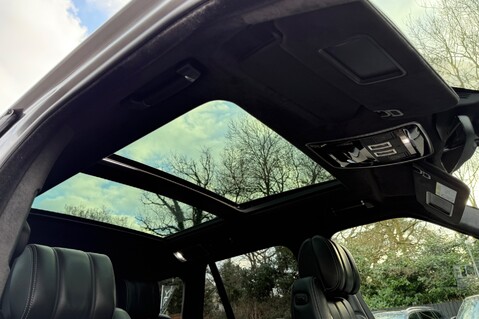 Land Rover Range Rover SDV8 AUTOBIOGRAPHY - SVO DESIGN PACK - FULL LAND ROVER SERVICE HISTORY 67