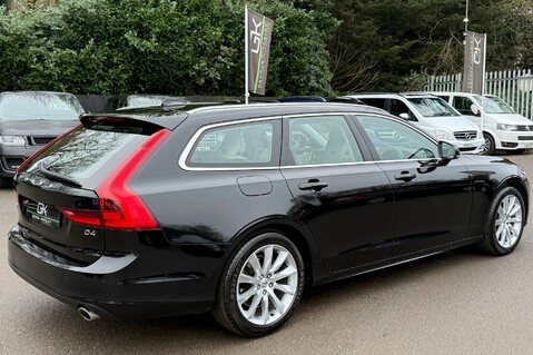 Volvo V90 D4 MOMENTUM PRO - FULL VOLVO SERVICE HISTORY - ADAPTIVE CRUISE CONTROL  5