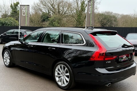 Volvo V90 D4 MOMENTUM PRO - FULL VOLVO SERVICE HISTORY - ADAPTIVE CRUISE CONTROL  2