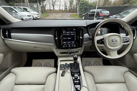 Volvo V90 D4 MOMENTUM PRO - FULL VOLVO SERVICE HISTORY - ADAPTIVE CRUISE CONTROL  12