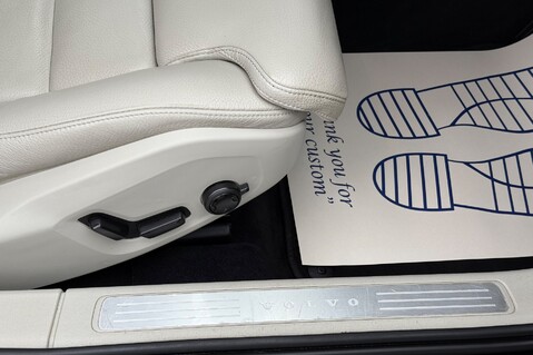 Volvo V90 D4 MOMENTUM PRO - FULL VOLVO SERVICE HISTORY - ADAPTIVE CRUISE CONTROL  35
