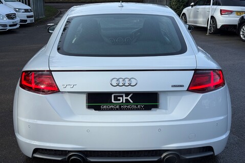 Audi TT TFSI QUATTRO S LINE -SUPERSPORTS SEATS -TECH PK -19 INCH ALLOYS - FSH 7