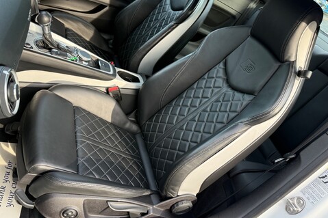 Audi TT TFSI QUATTRO S LINE -SUPERSPORTS SEATS -TECH PK -19 INCH ALLOYS - FSH 11