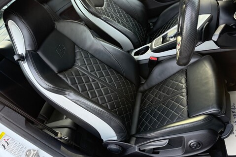 Audi TT TFSI QUATTRO S LINE -SUPERSPORTS SEATS -TECH PK -19 INCH ALLOYS - FSH 10