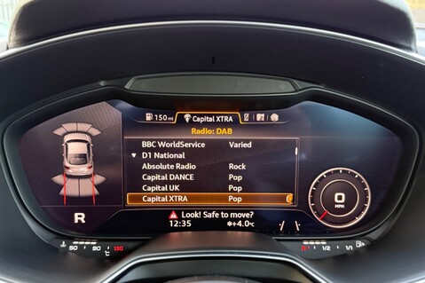 Audi TT TFSI QUATTRO S LINE -SUPERSPORTS SEATS -TECH PK -19 INCH ALLOYS - FSH 32