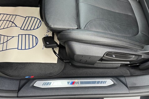 BMW 1 Series 118D M SPORT AUTOMATIC - FULL SERVICE HISTORY  27