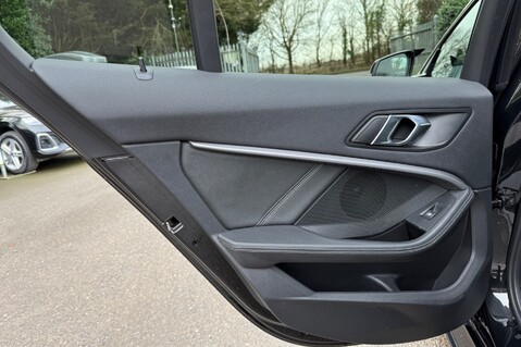 BMW 1 Series 118D M SPORT AUTOMATIC - FULL SERVICE HISTORY  28