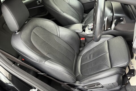 BMW 1 Series 118D M SPORT AUTOMATIC - FULL SERVICE HISTORY  34
