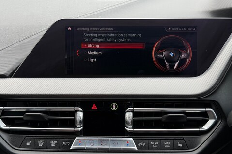 BMW 1 Series 118D M SPORT AUTOMATIC - FULL SERVICE HISTORY  52