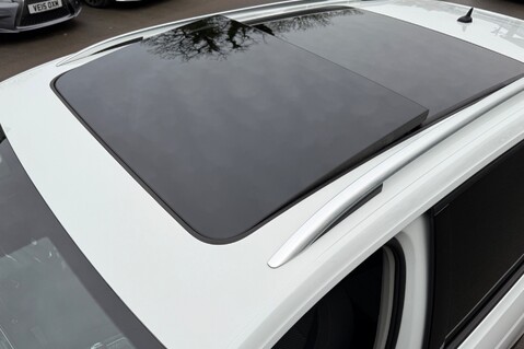 Volkswagen Touran SE FAMILY TDI DSG - PANORAMIC SUNROOF - FULL VW SERVICE HISTORY 18