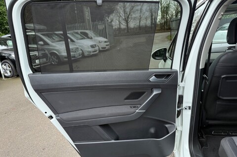 Volkswagen Touran SE FAMILY TDI DSG - PANORAMIC SUNROOF - FULL VW SERVICE HISTORY 29