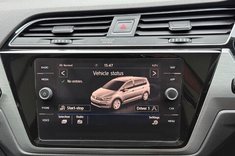 Volkswagen Touran SE FAMILY TDI DSG - PANORAMIC SUNROOF - FULL VW SERVICE HISTORY 44