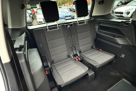 Volkswagen Touran SE FAMILY TDI DSG - PANORAMIC SUNROOF - FULL VW SERVICE HISTORY 61