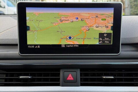 Audi A4 AVANT 3.0 TDI QUATTRO S LINE - TECH PACK -COMFORT & SOUND -19 INCH ALLOYS 46