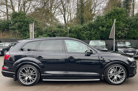 Audi Q7 TDI QUATTRO S LINE -£17K EXTRAS- TOUR/STYLE/COMF/SOUND/TECH PACKS -MATRIX 4