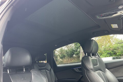 Audi Q7 TDI QUATTRO S LINE -£17K EXTRAS- TOUR/STYLE/COMF/SOUND/TECH PACKS -MATRIX 66