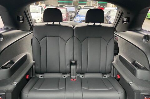 Audi Q7 TDI QUATTRO S LINE -£17K EXTRAS- TOUR/STYLE/COMF/SOUND/TECH PACKS -MATRIX 25