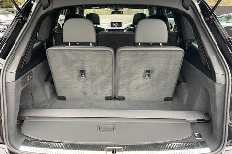 Audi Q7 TDI QUATTRO S LINE -£17K EXTRAS- TOUR/STYLE/COMF/SOUND/TECH PACKS -MATRIX 70